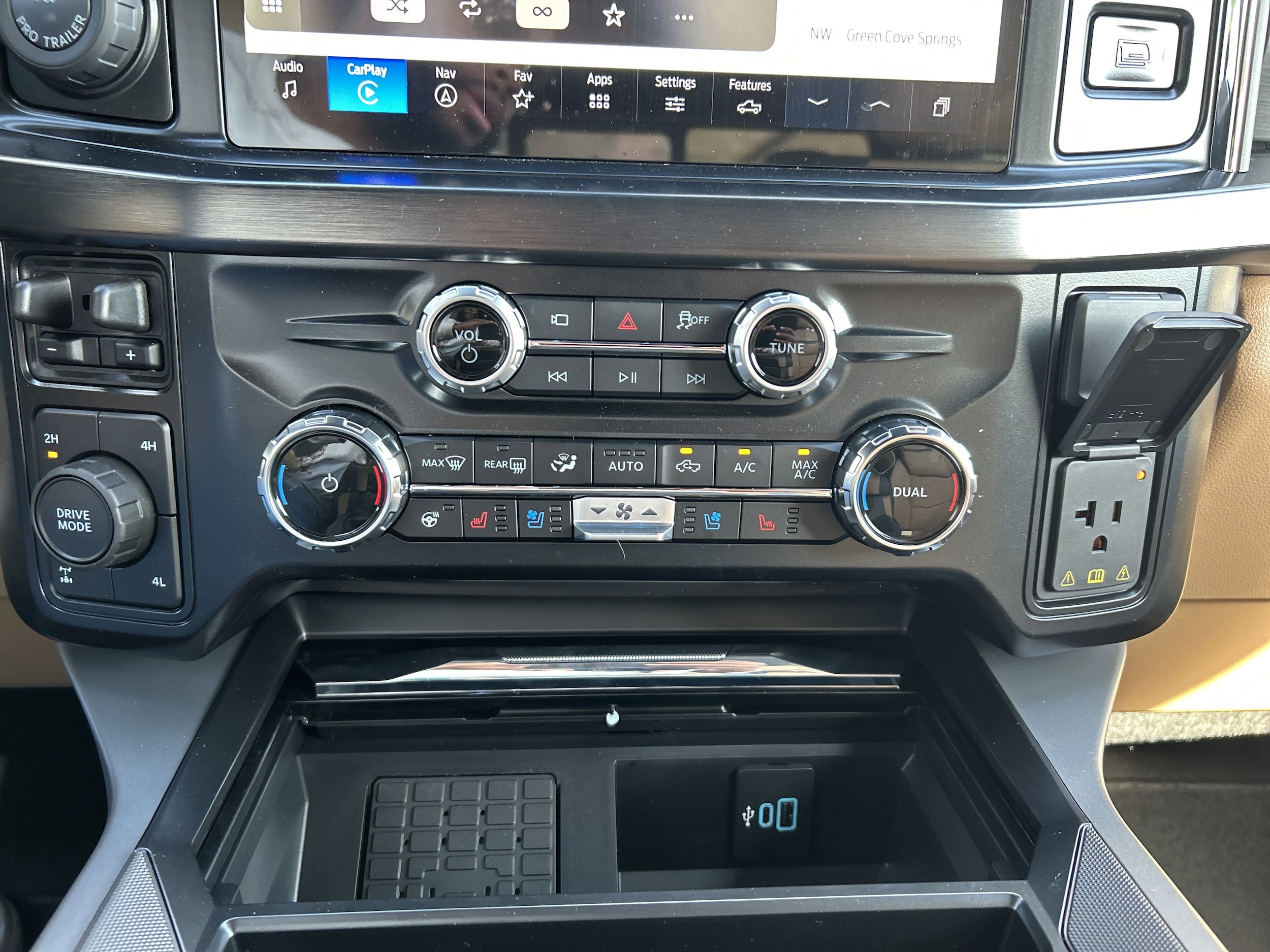 2026 Ford F-350 Super Duty Lariat - Photo 28