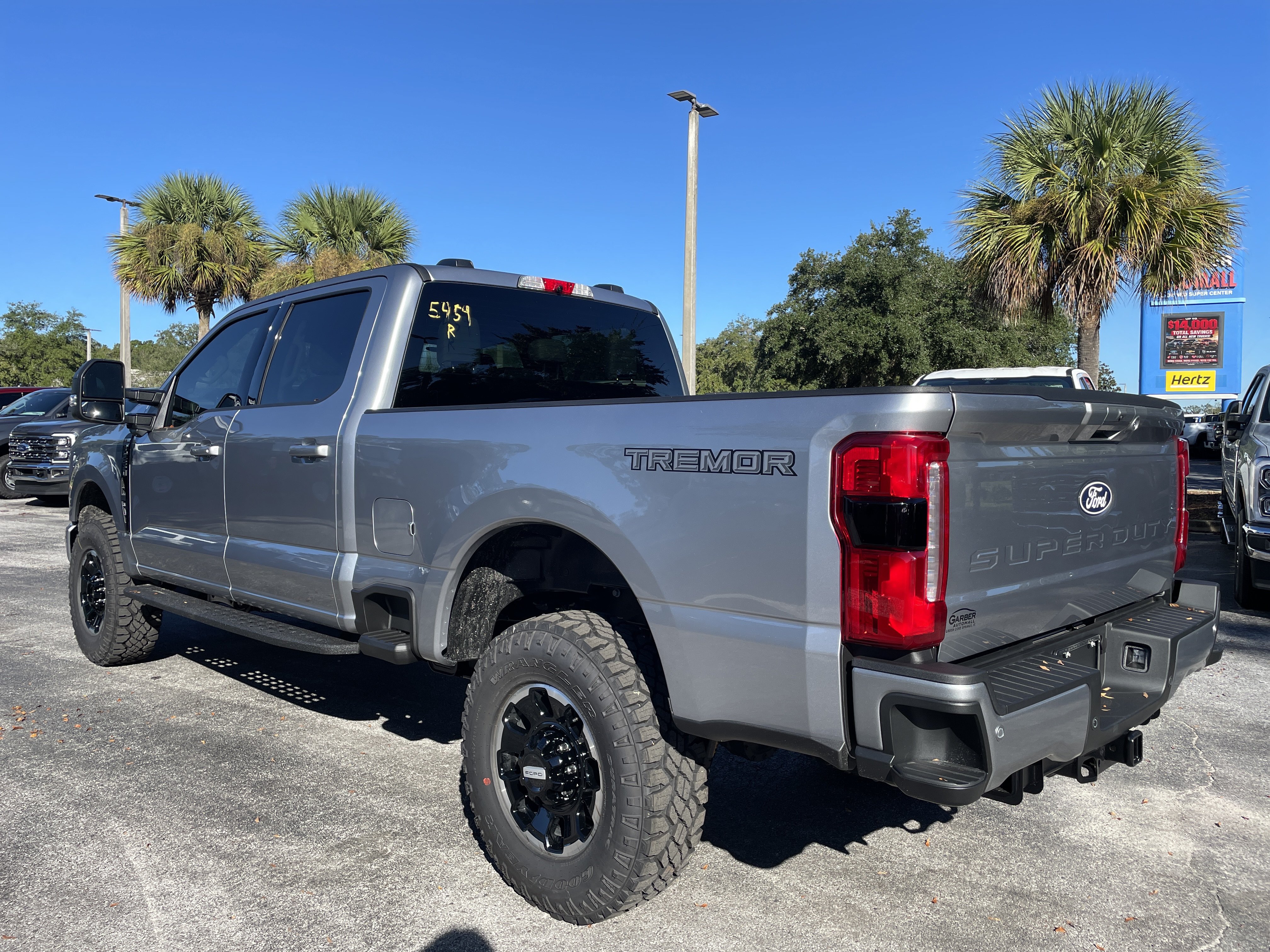 New 2027 Ford F-250 XLT Truck Crew Cab