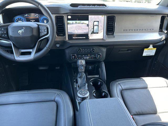 2025 Ford Bronco 4-Door Outer Banks - Photo 11