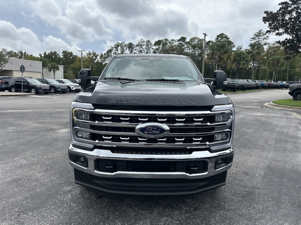 New 2026 Ford F-250 Lariat Truck Crew Cab