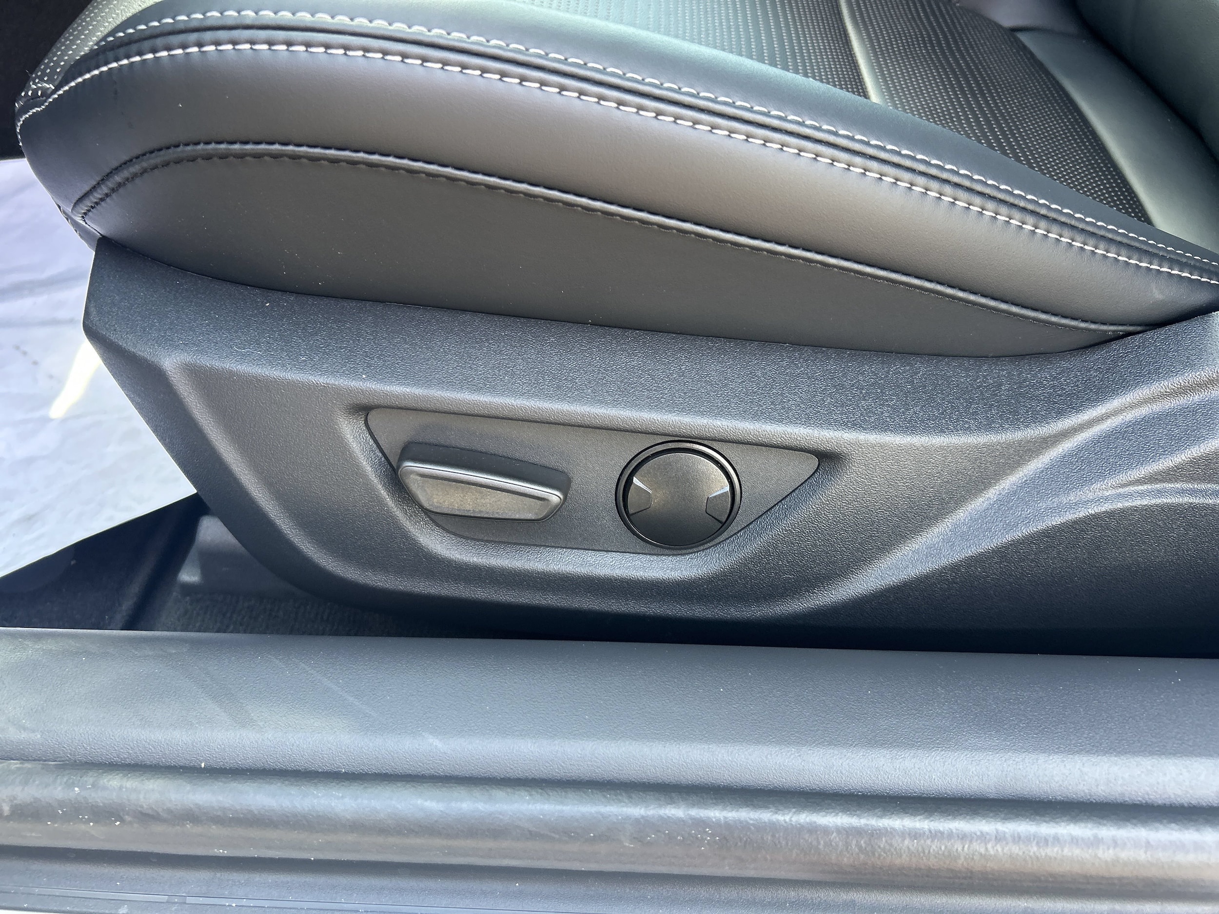 2025 Ford Mustang EcoBoost Premium Fastback - Photo 11