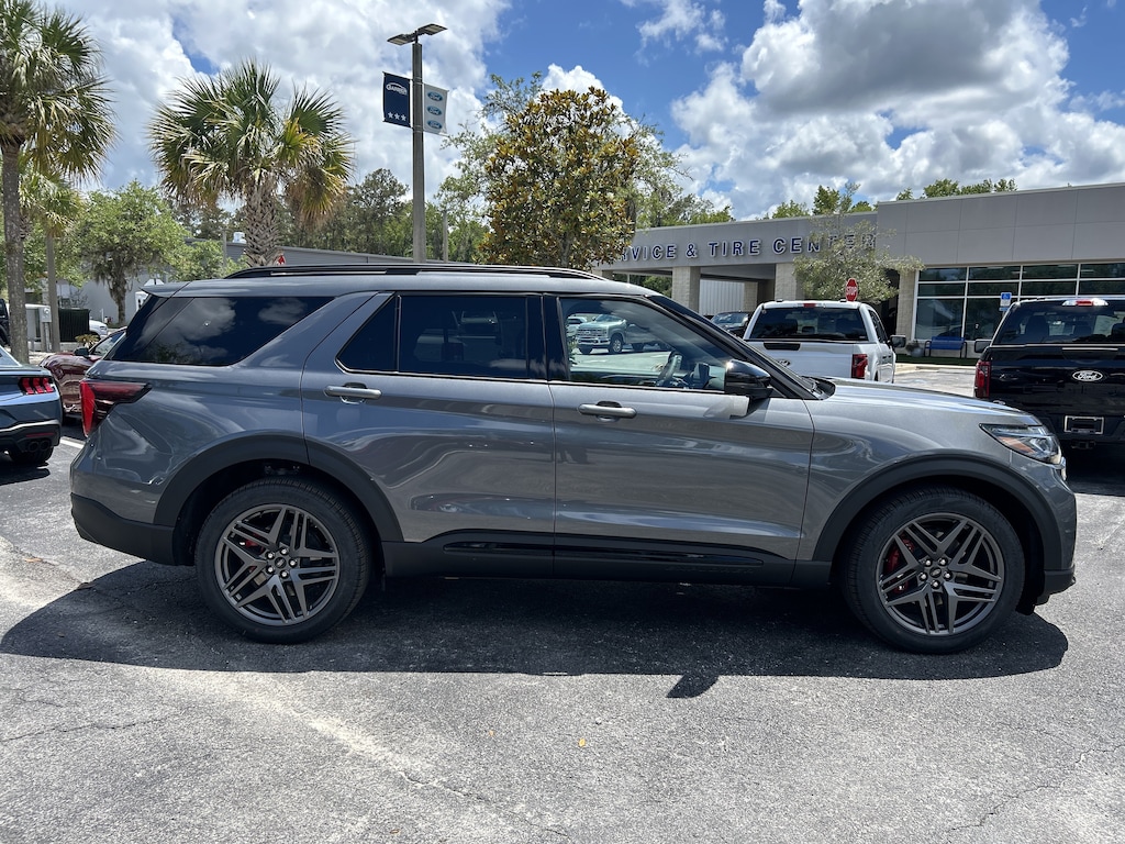New 2026 Ford Explorer ST SUV