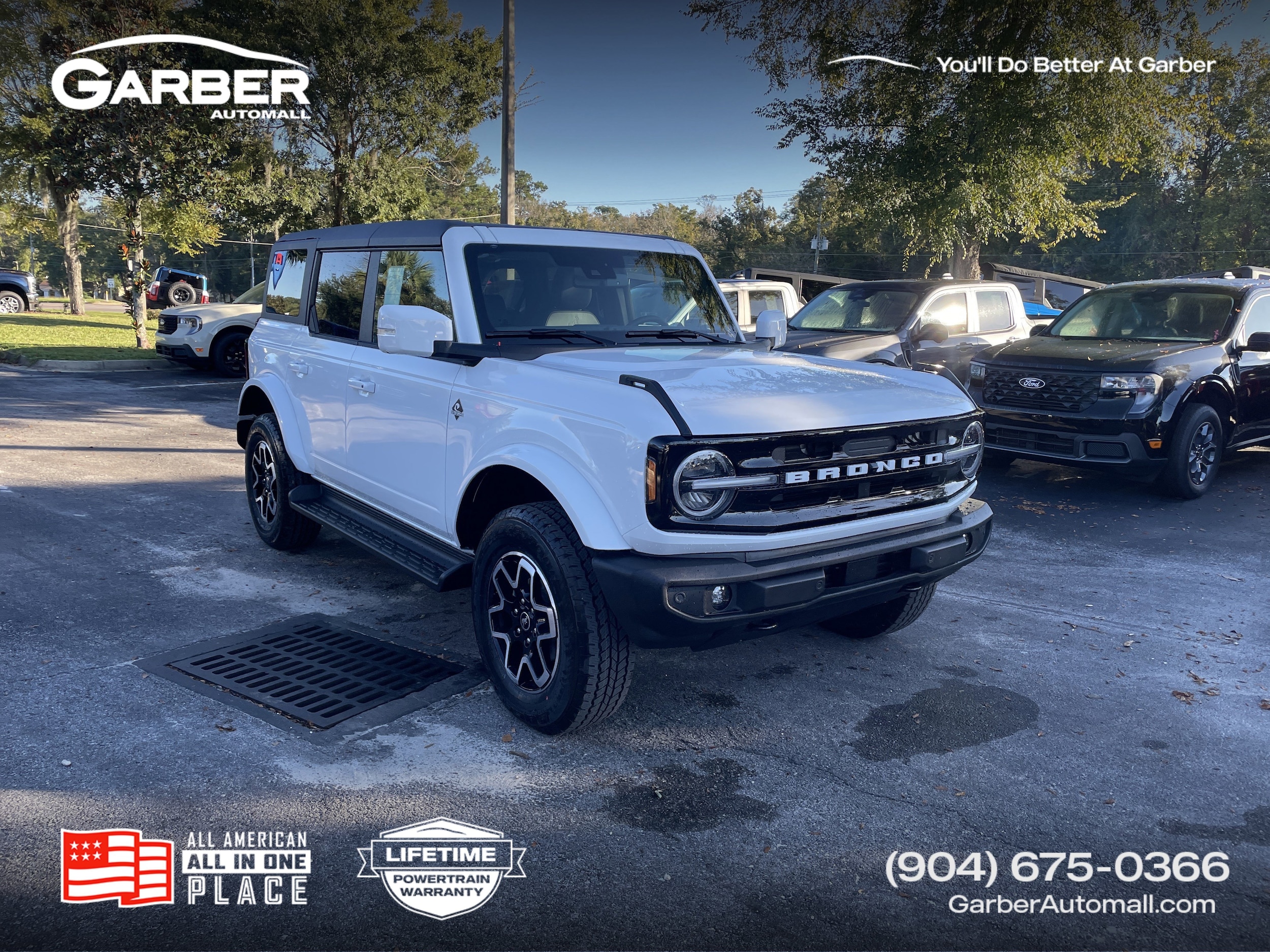 2025 Ford Bronco 4-Door Outer Banks's photo