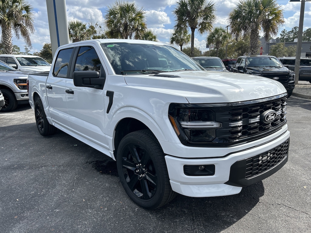 New 2026 Ford F-150 Lariat Truck SuperCrew Cab