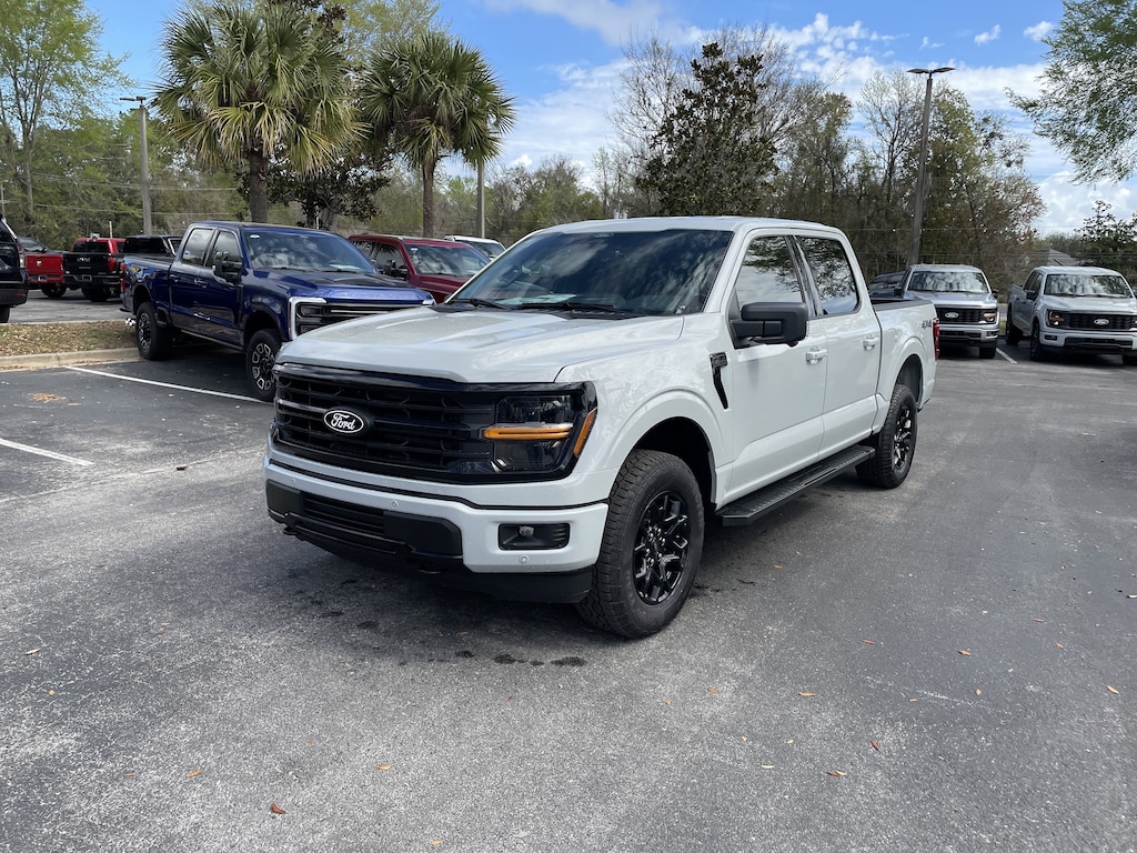 New 2026 Ford F-150 XLT Truck SuperCrew Cab