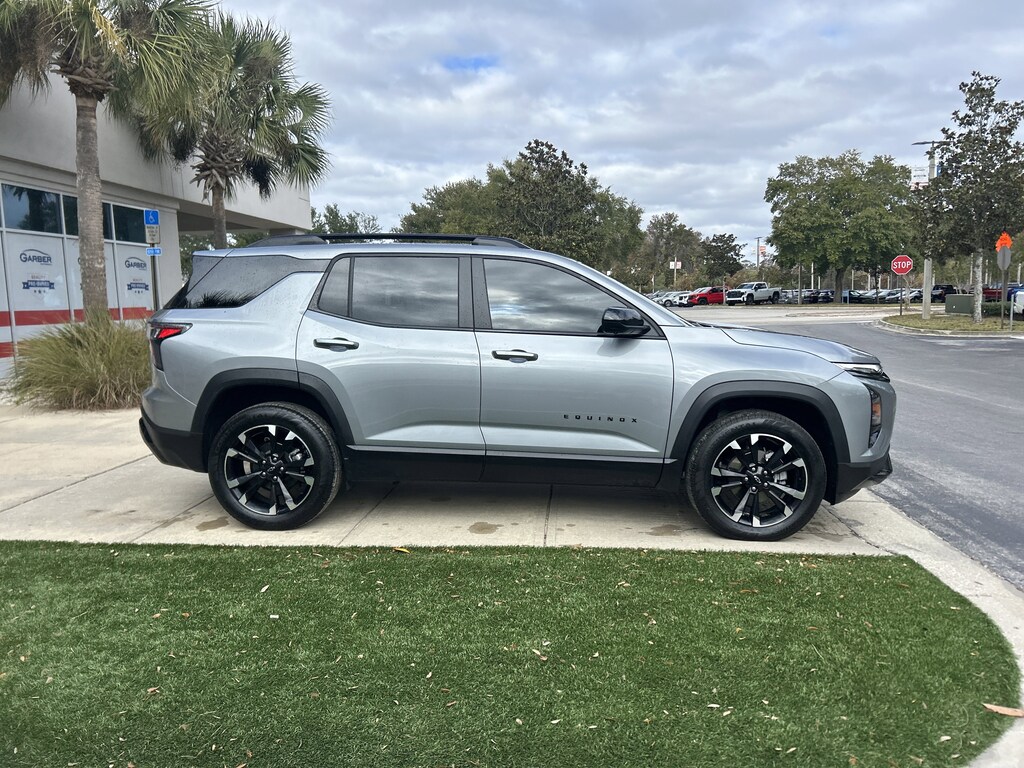 Used 2025 Chevrolet Equinox RS SUV