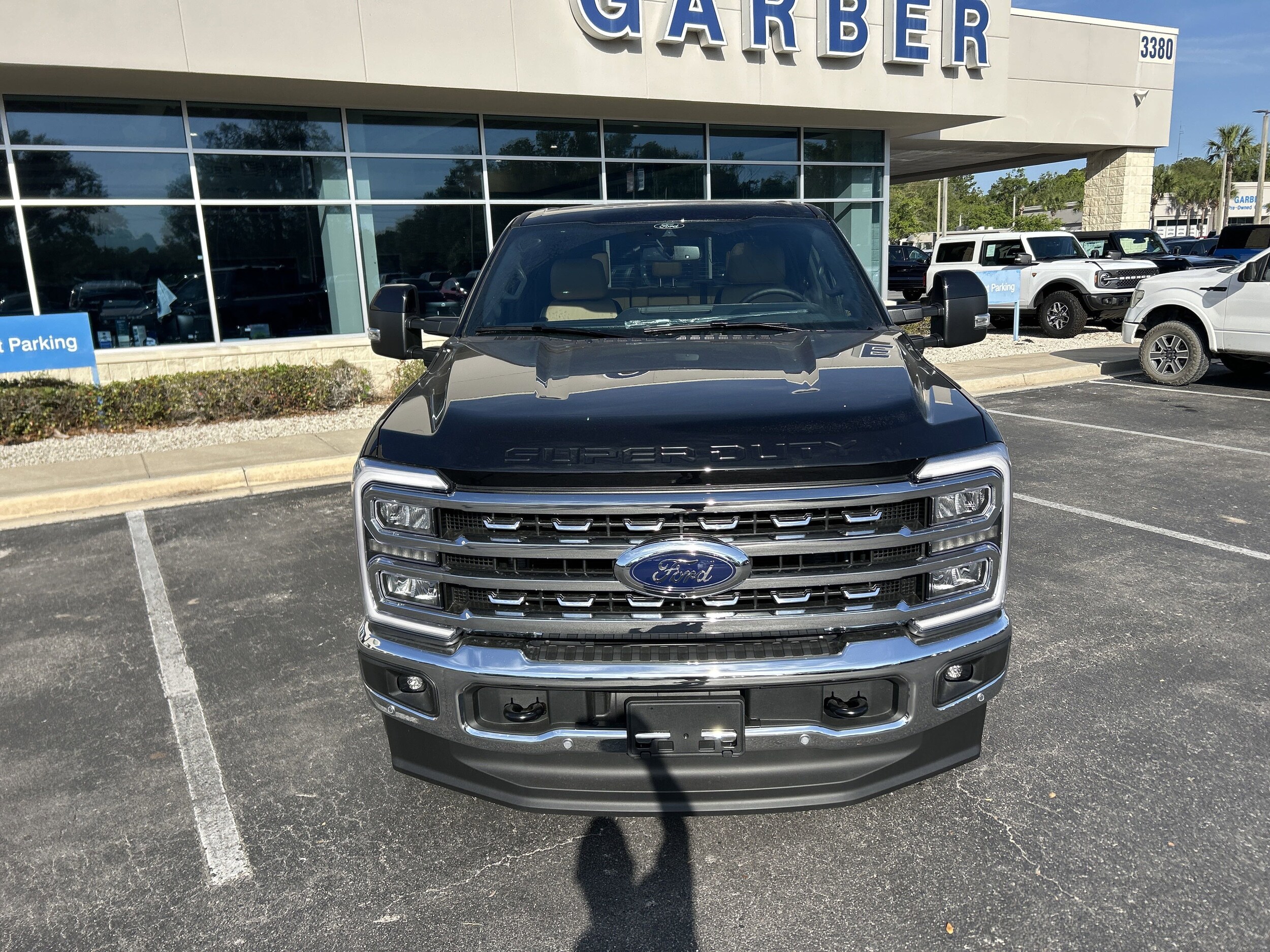 2025 Ford F-250 Lariat photo 3