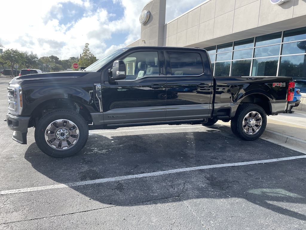 New 2026 Ford F-250 King Ranch Truck Crew Cab