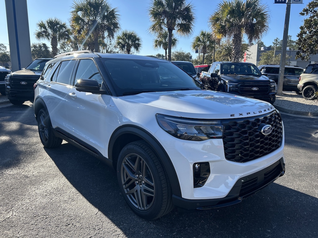 New 2026 Ford Explorer ST-Line SUV