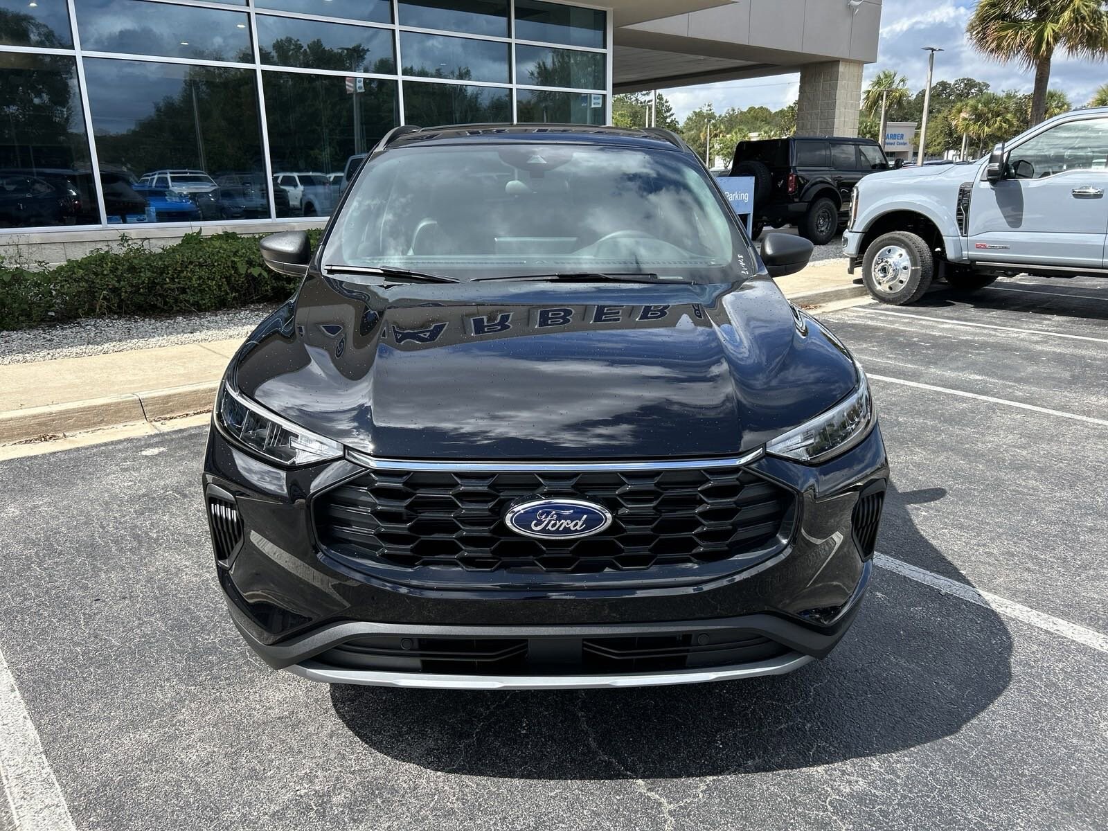 2025 Ford Escape ST-Line photo 3