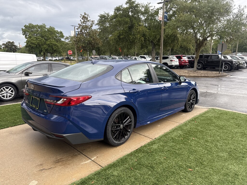 Certified 2025 Toyota Camry SE Sedan