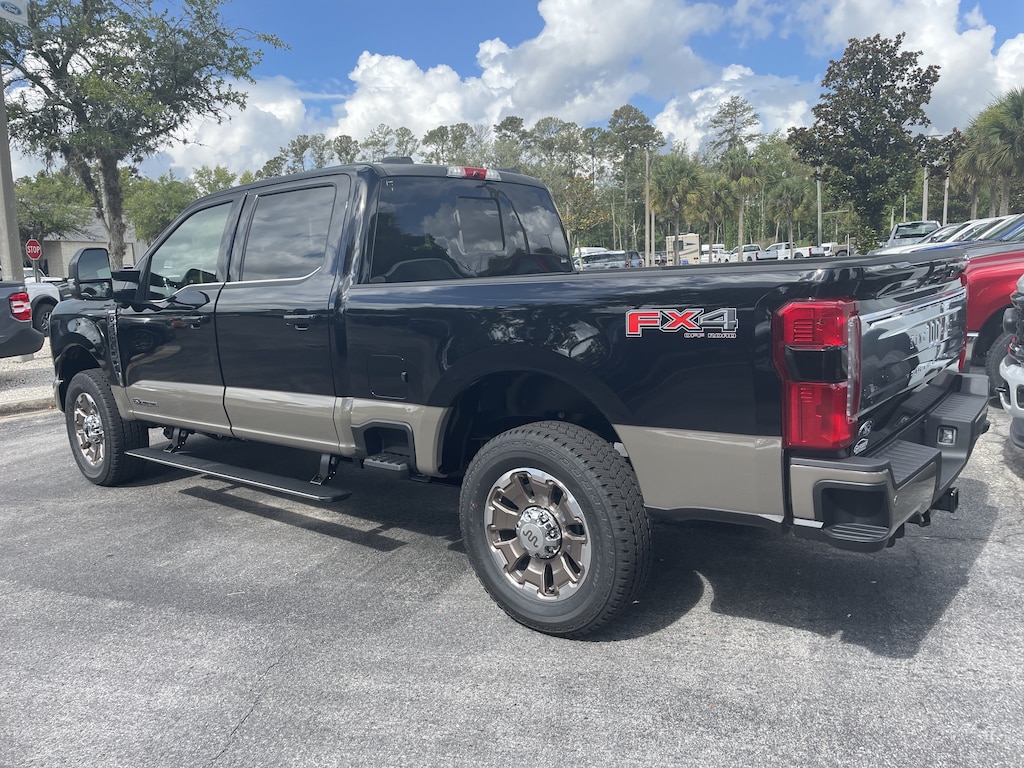 New 2026 Ford F-250 King Ranch Truck Crew Cab