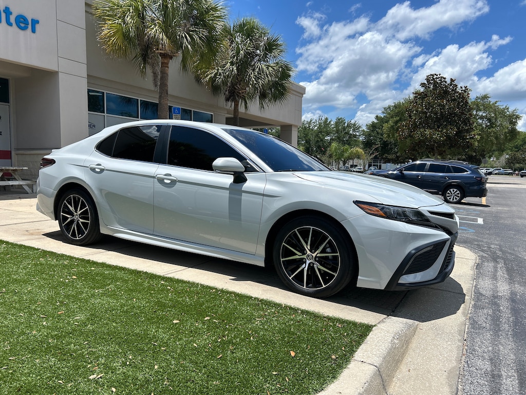 Used 2024 Toyota Camry SE Sedan