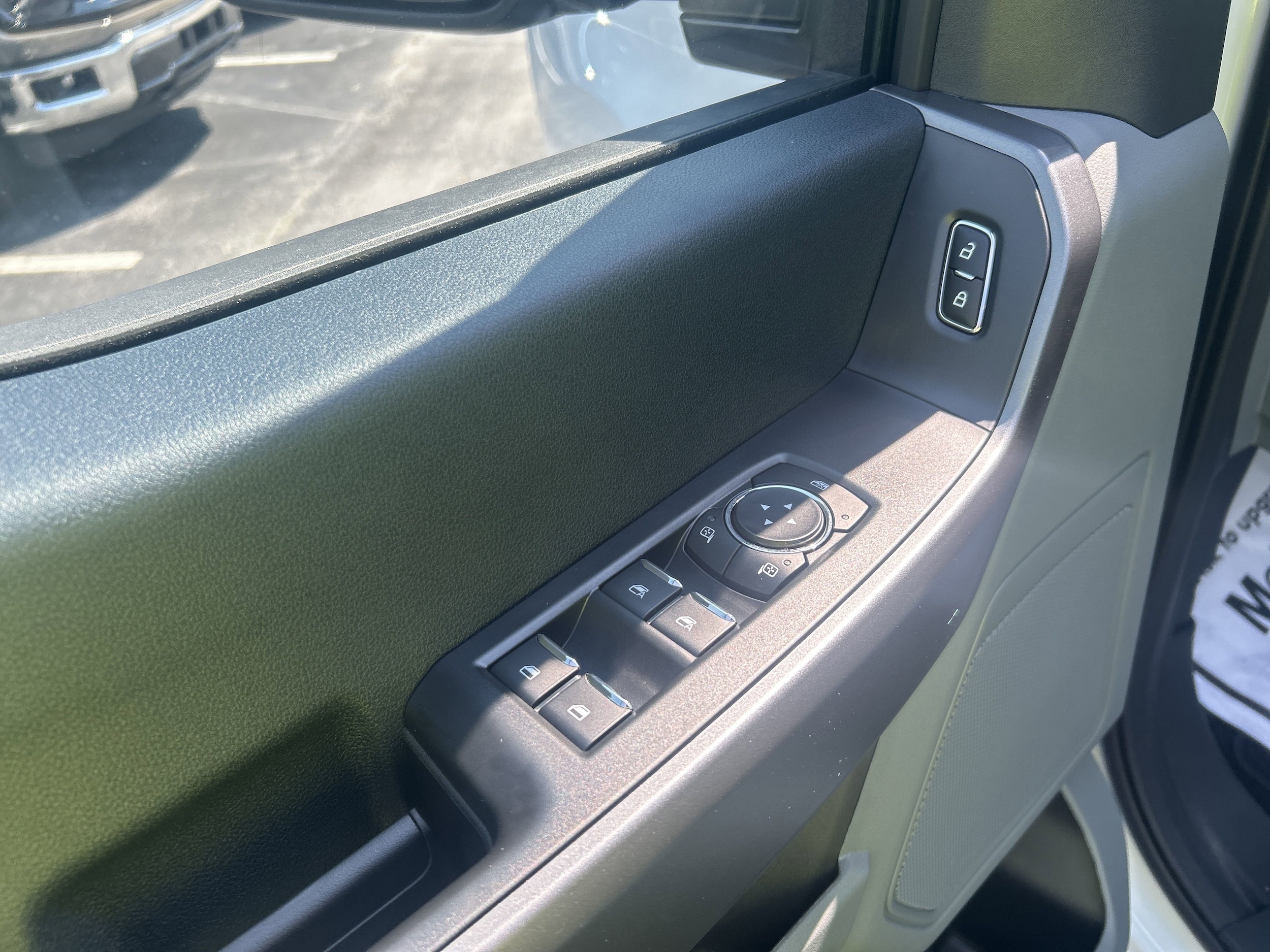 2026 Ford F-350 Super Duty XL - Photo 13
