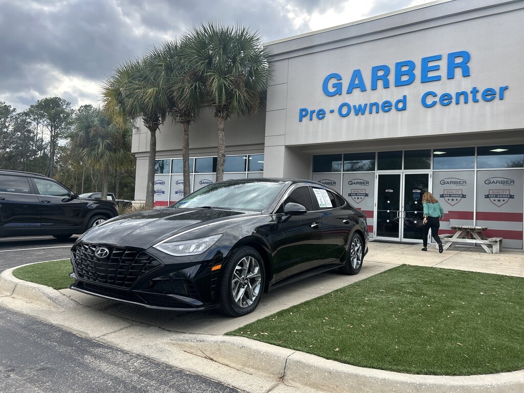 Used 2023 Hyundai Sonata SEL Sedan