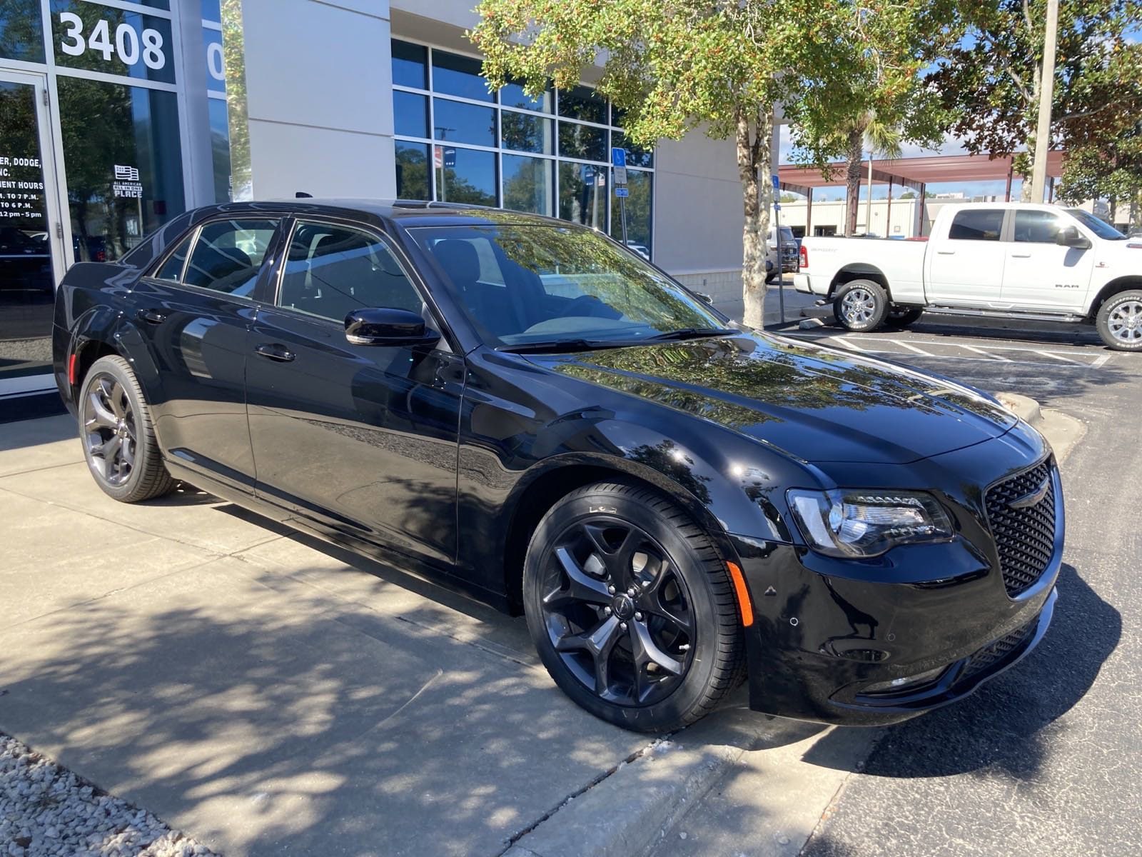 Used 2023 Chrysler 300 S with VIN 2C3CCABG6PH664995 for sale in Green Cove Springs, FL