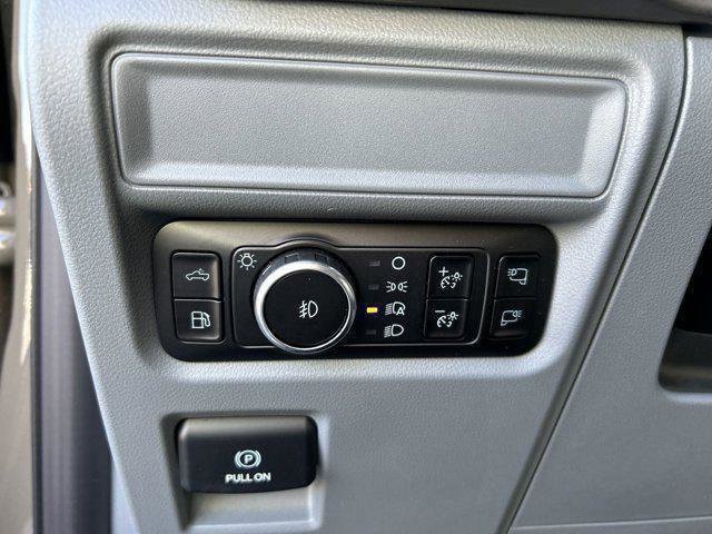 2025 Ford F-150 XLT - Photo 23
