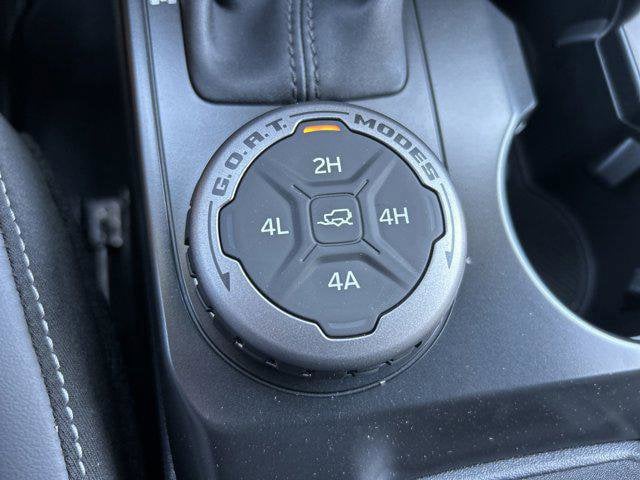 2025 Ford Bronco 4-Door Outer Banks - Photo 14