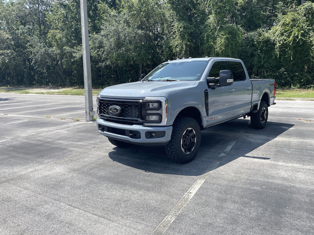 New 2026 Ford F-250 Lariat Truck Crew Cab
