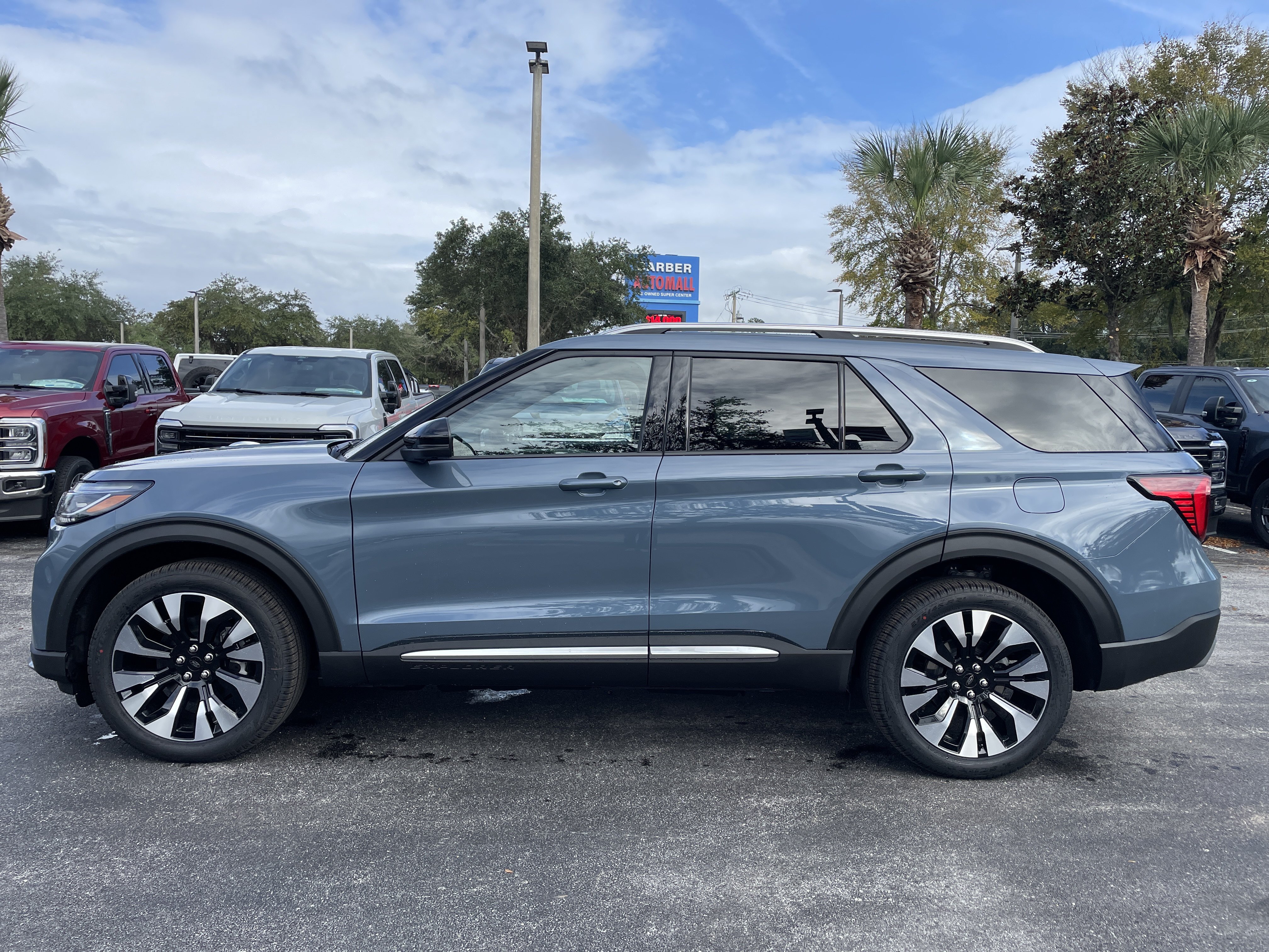 New 2027 Ford Explorer Platinum SUV