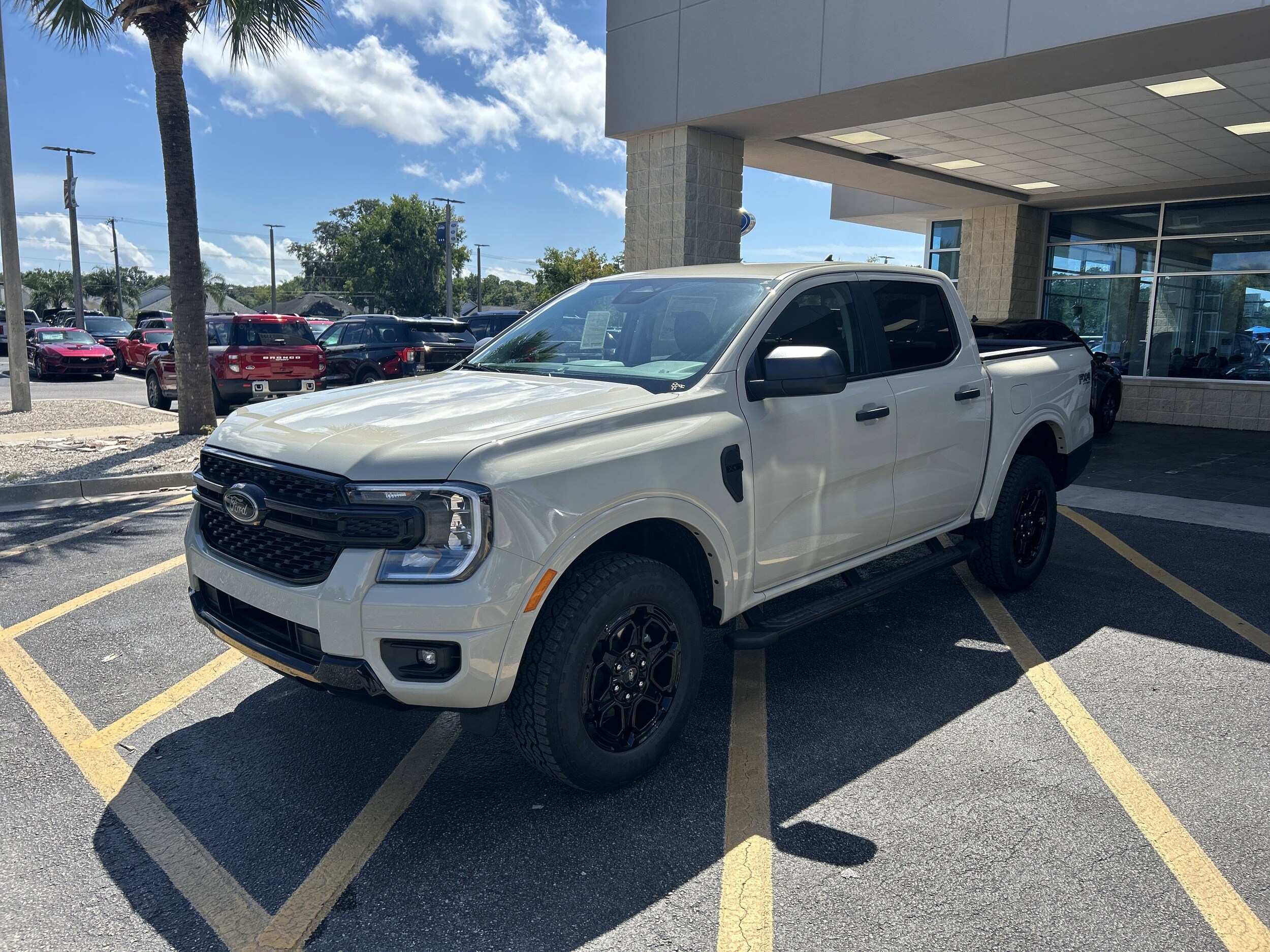 2025 Ford Ranger XLT photo 2