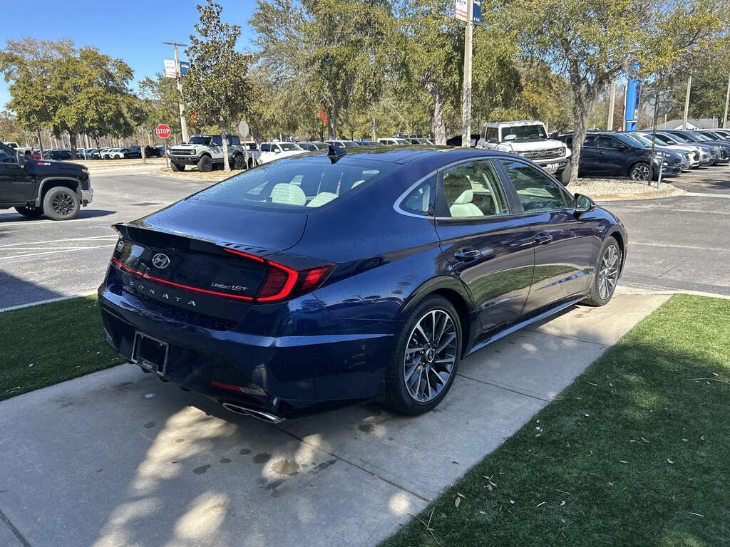 Used 2022 Hyundai Sonata Limited Sedan
