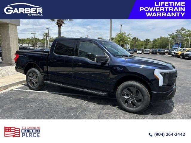 2025 Ford F-150 Lightning Flash's photo