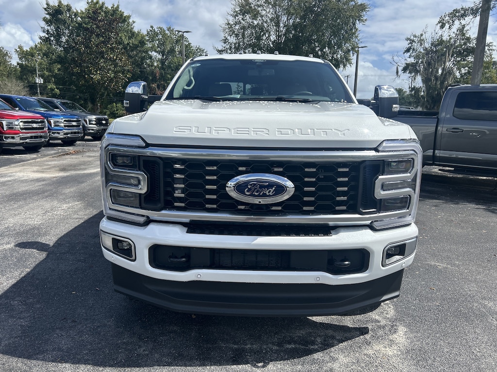 New 2026 Ford F-350 Platinum Truck Crew Cab