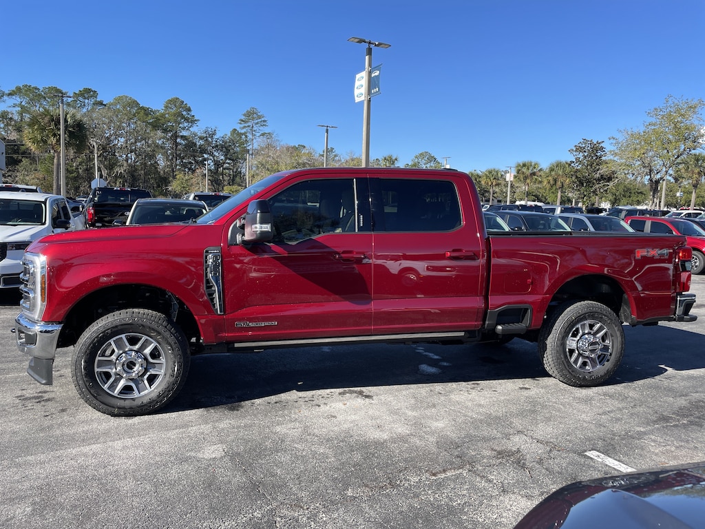 New 2026 Ford F-350 Lariat Truck Crew Cab
