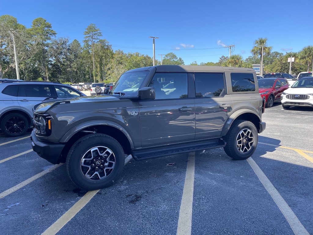 New 2025 Ford Bronco Outer Banks SUV