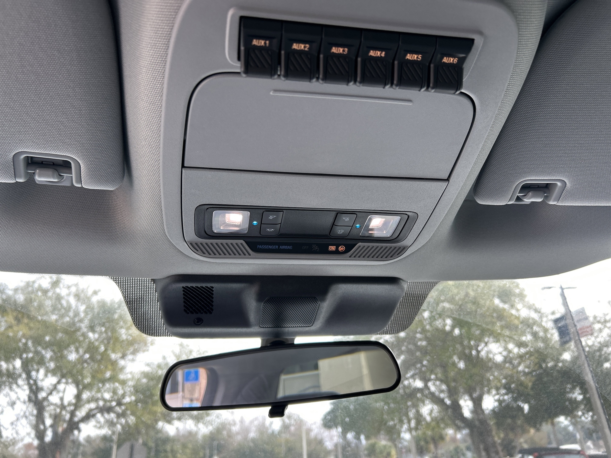 2024 Ford F-350 Super Duty Chassis Cab XL - Photo 19