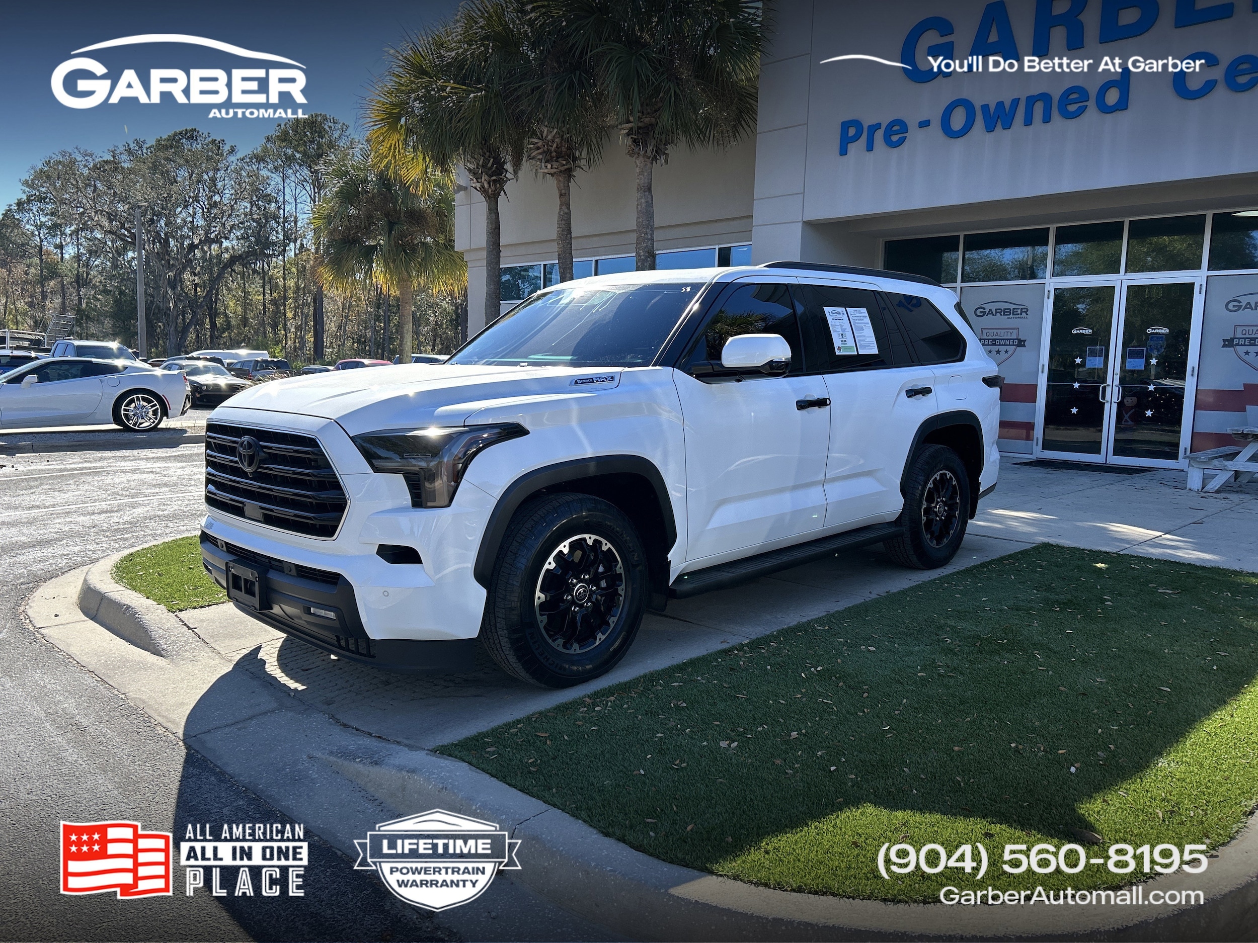 2023 Toyota Sequoia SR5's photo