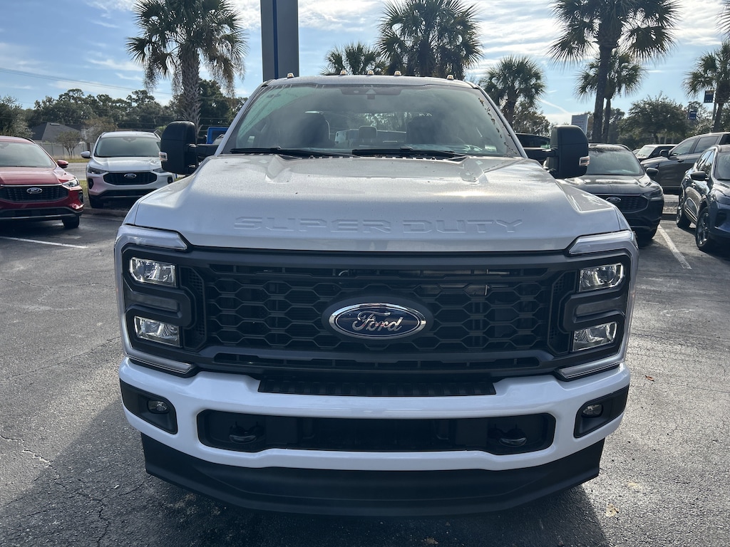 New 2026 Ford F-250 XL Truck Crew Cab