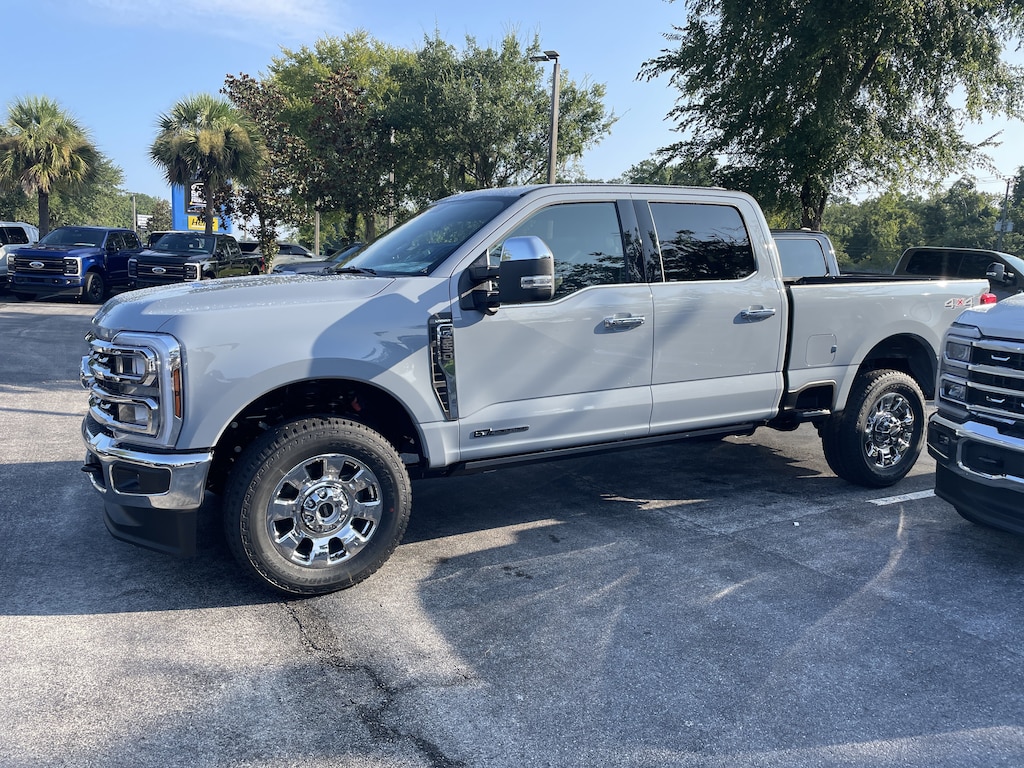 New 2026 Ford F-250 Lariat Truck Crew Cab