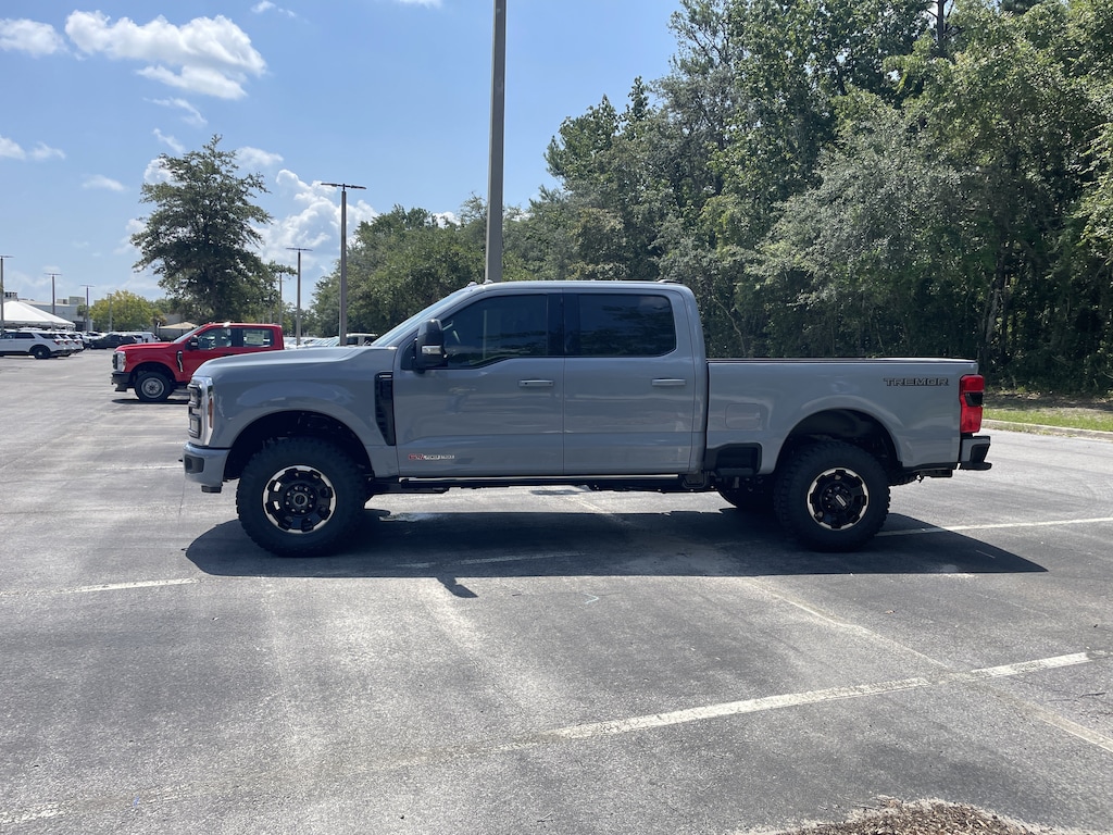 New 2026 Ford F-250 Lariat Truck Crew Cab