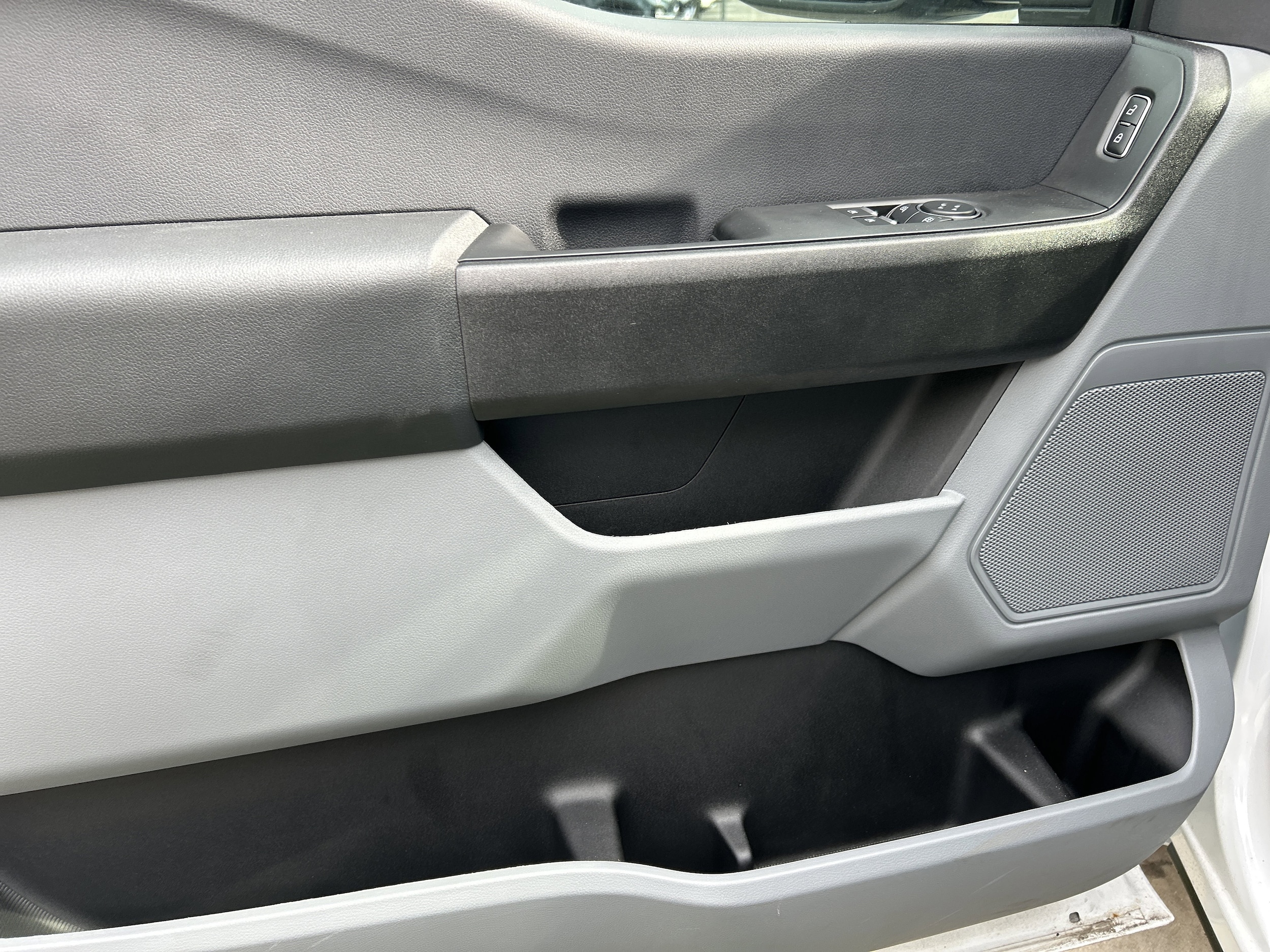 2024 Ford F-350 Super Duty Chassis Cab XL - Photo 13