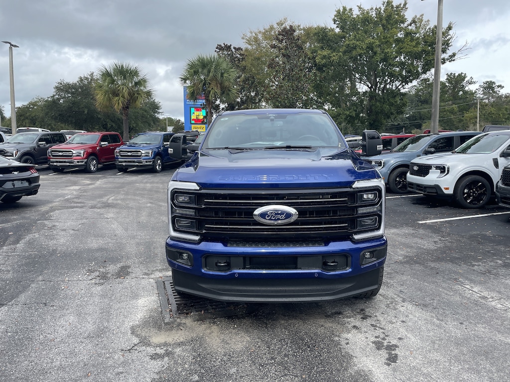 New 2026 Ford F-350 Platinum Truck Crew Cab