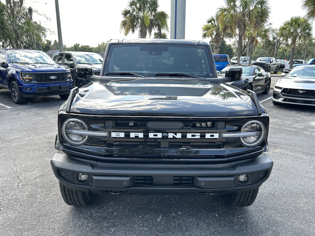 New 2026 Ford Bronco Outer Banks SUV