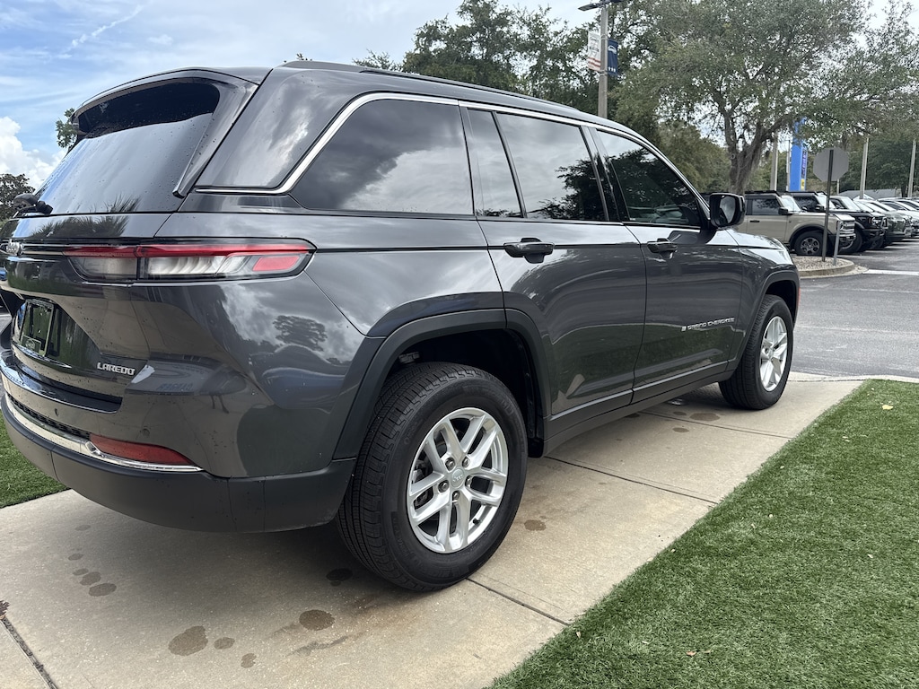 Certified 2025 Jeep Grand Cherokee Laredo X SUV