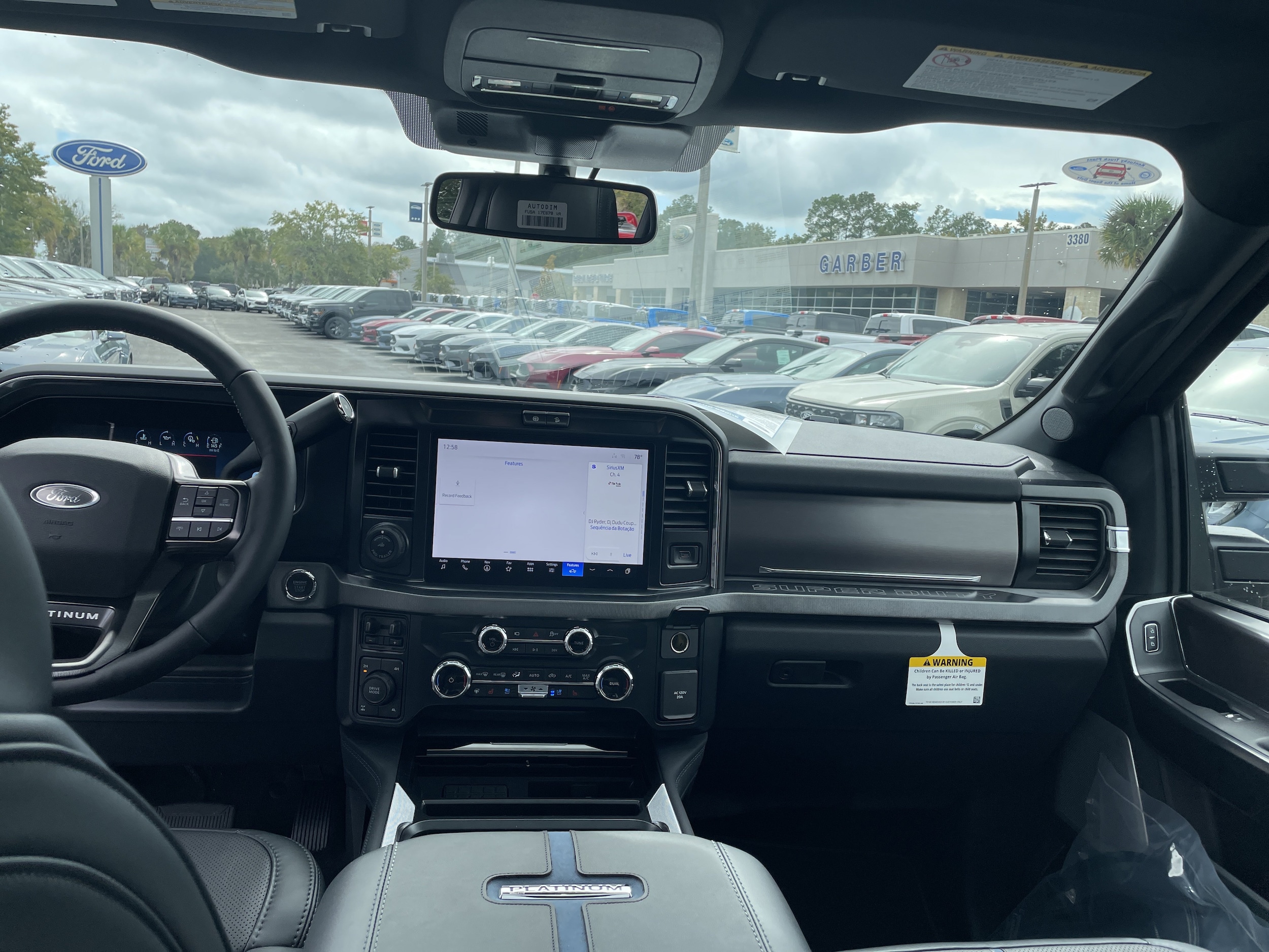 2026 Ford F-350 Super Duty Platinum - Photo 39