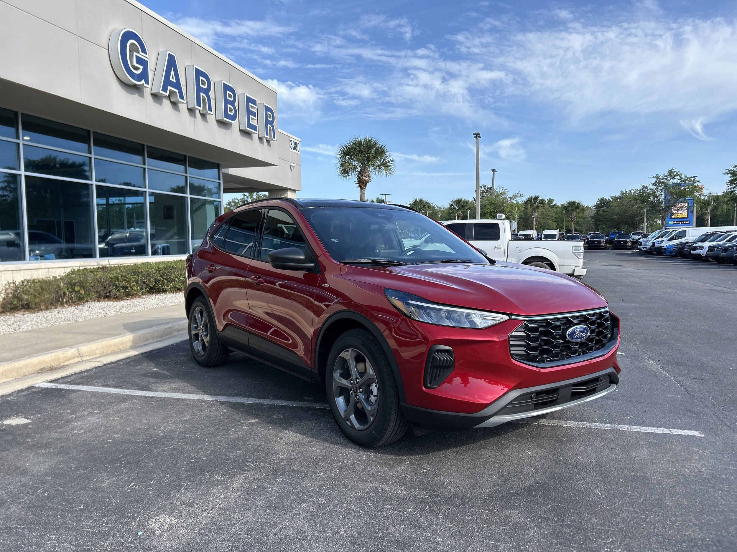 2025 Ford Escape ST-Line photo 4