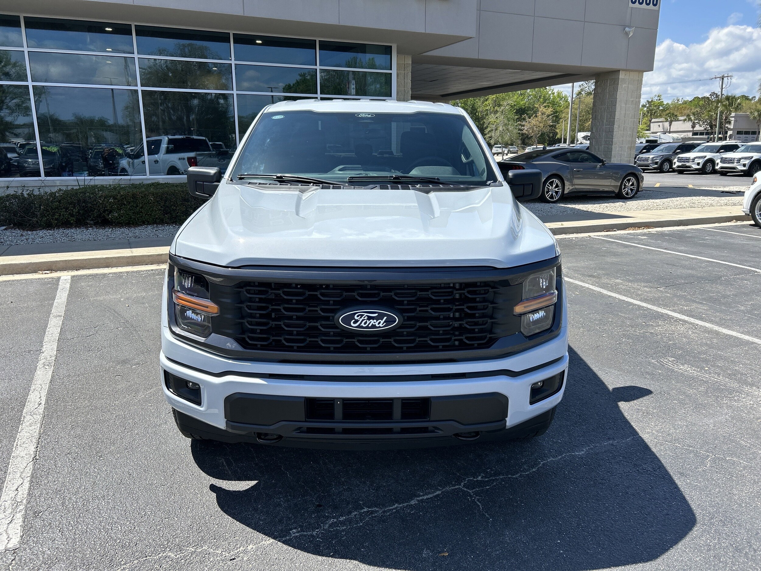 2025 Ford F-150 STX photo 4