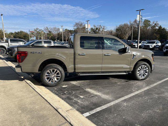2025 Ford F-150 XLT - Photo 12