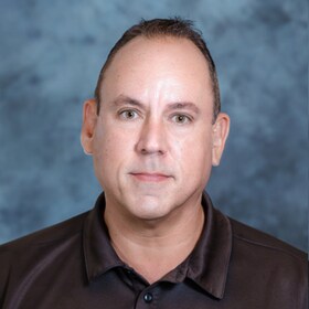 Staff member Vincent Bisogno from ID_ff1065