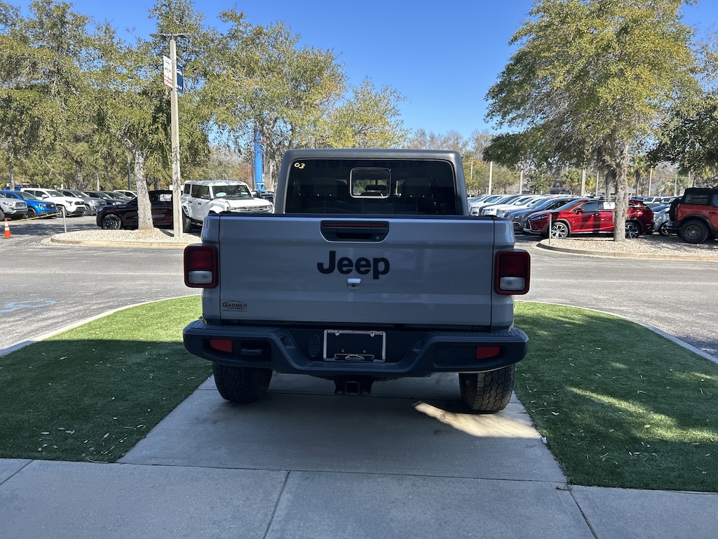 Used 2021 Jeep Gladiator Sport Truck Crew Cab