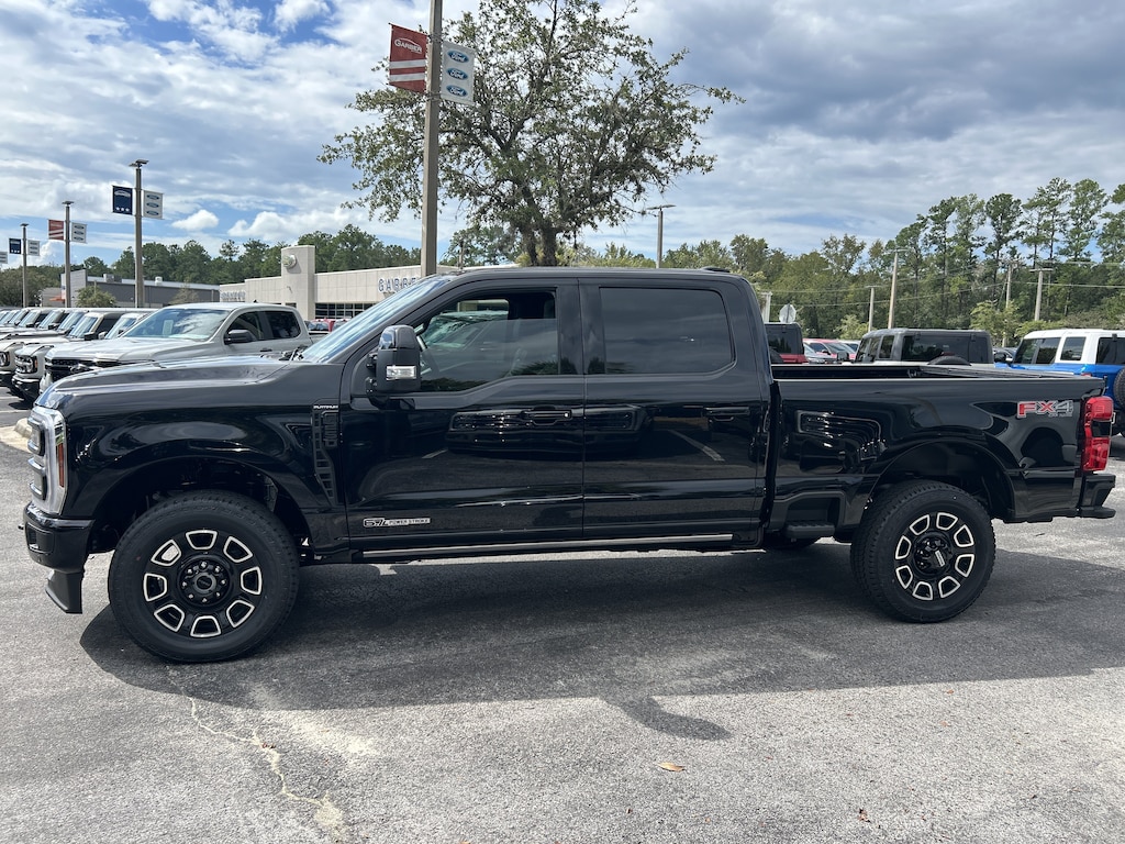 New 2026 Ford F-250 Platinum Truck Crew Cab