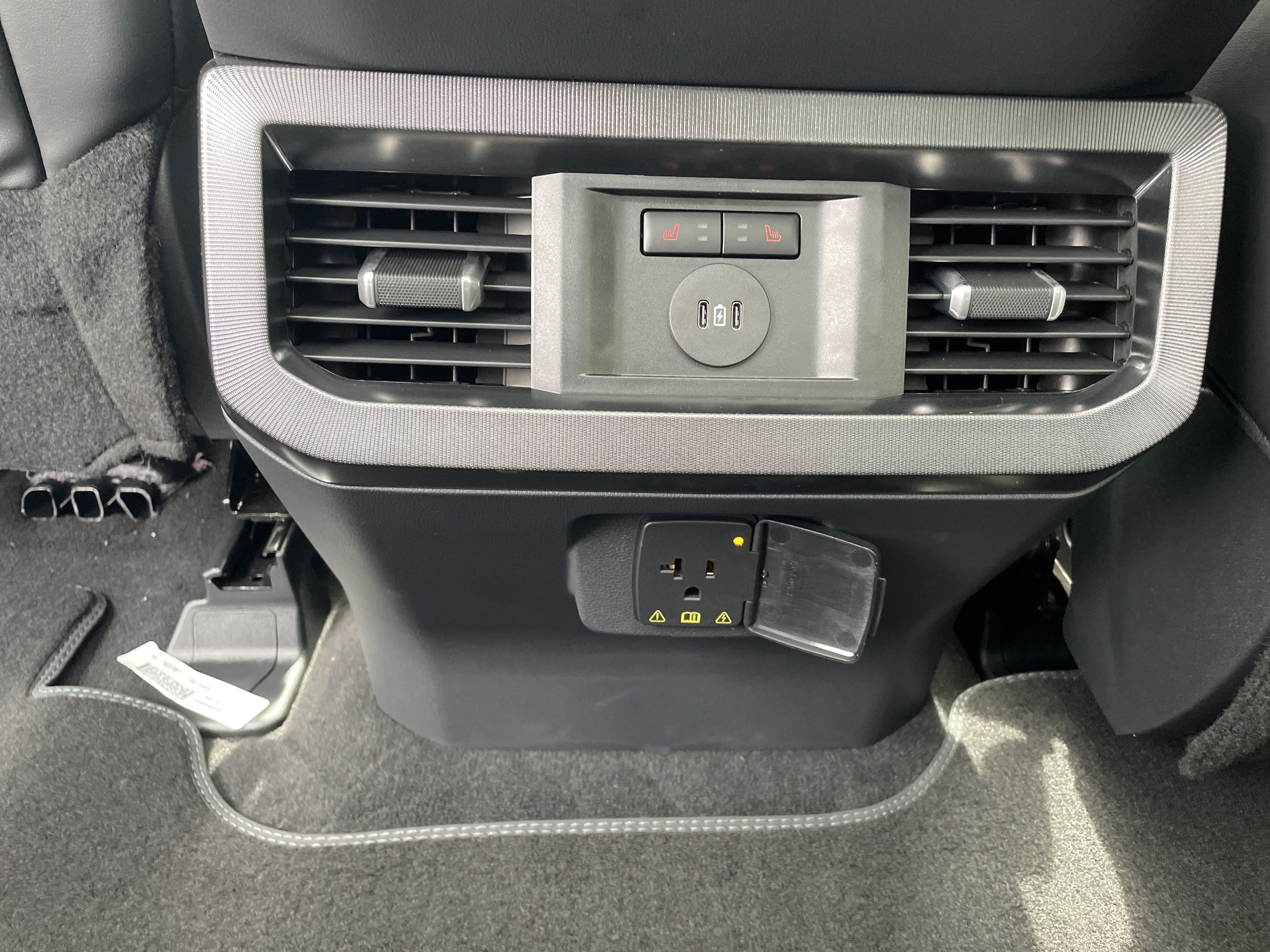 2026 Ford F-350 Super Duty Platinum - Photo 37