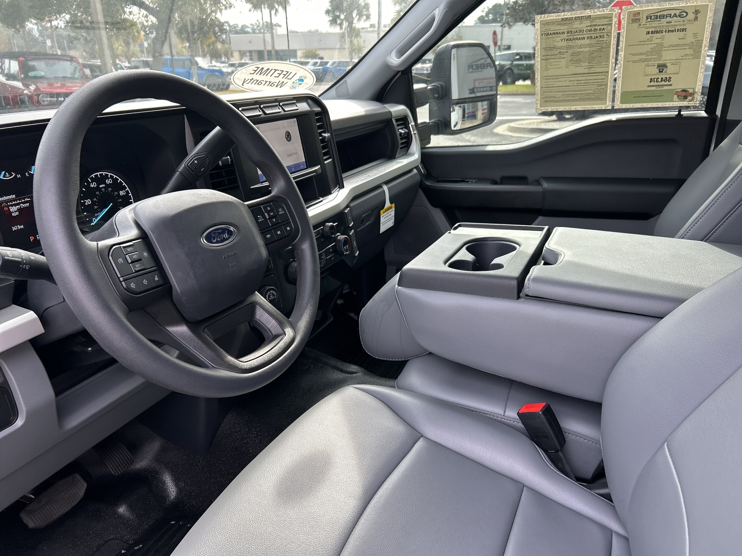 2024 Ford F-350 Super Duty Chassis Cab XL - Photo 12