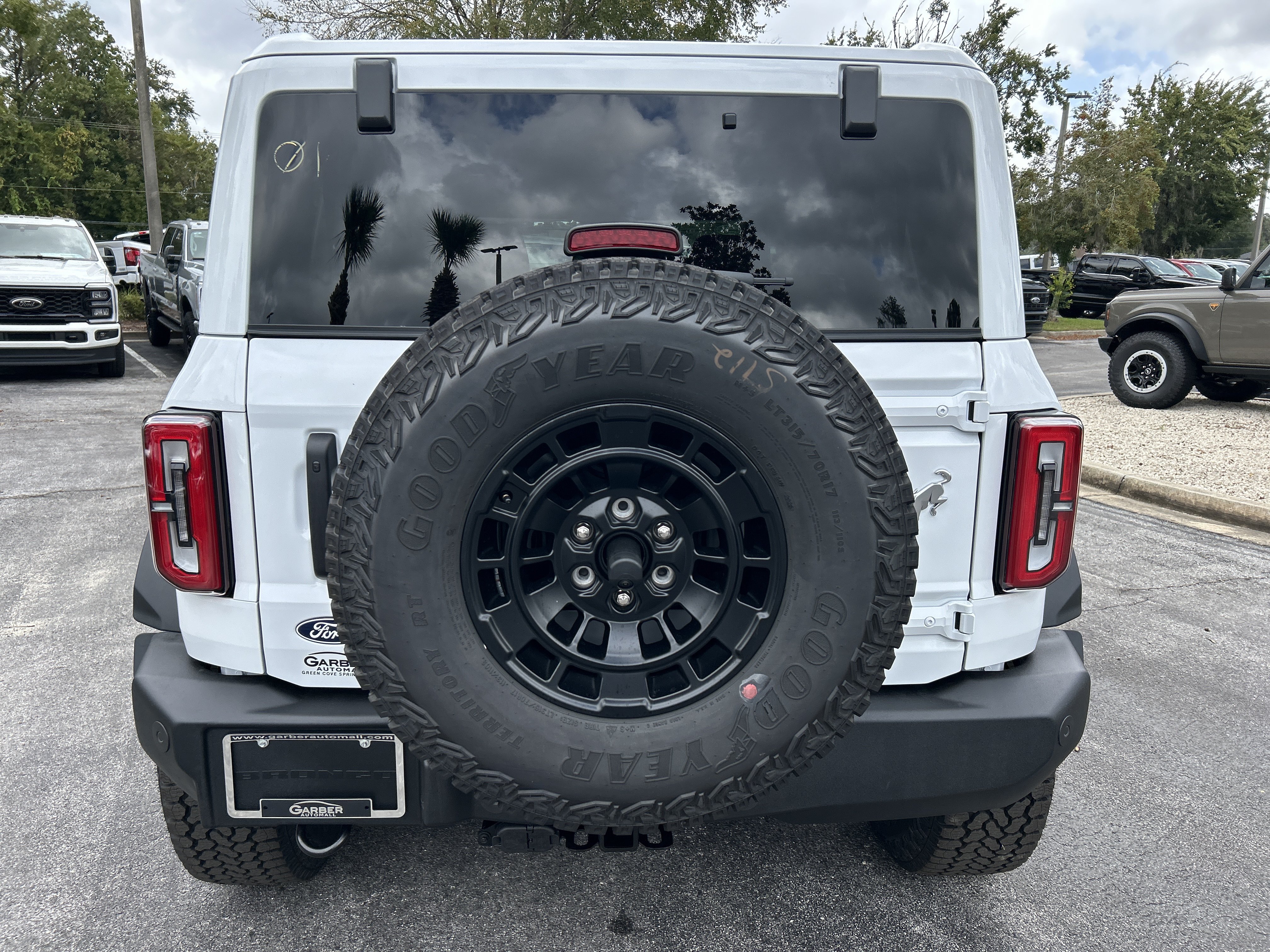 New 2026 Ford Bronco Outer Banks SUV