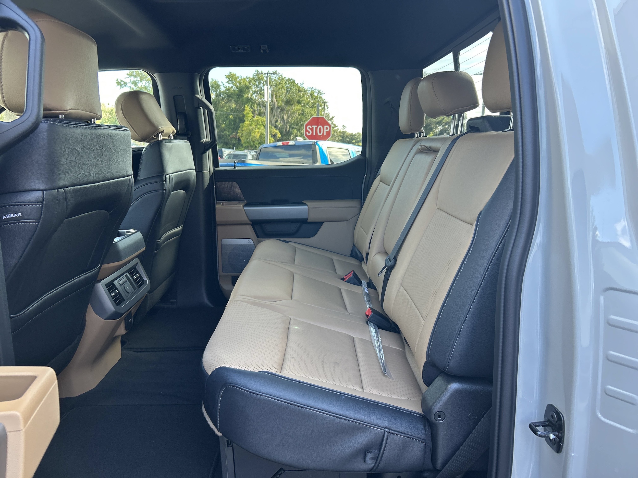 2026 Ford F-350 Super Duty Lariat - Photo 39